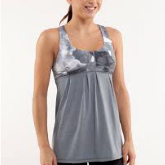 lululemon Run: Your heart out Gray Tank Top - Picture 7 of 8